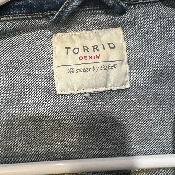 Torrid Jean jacket - Picture 2 of 4